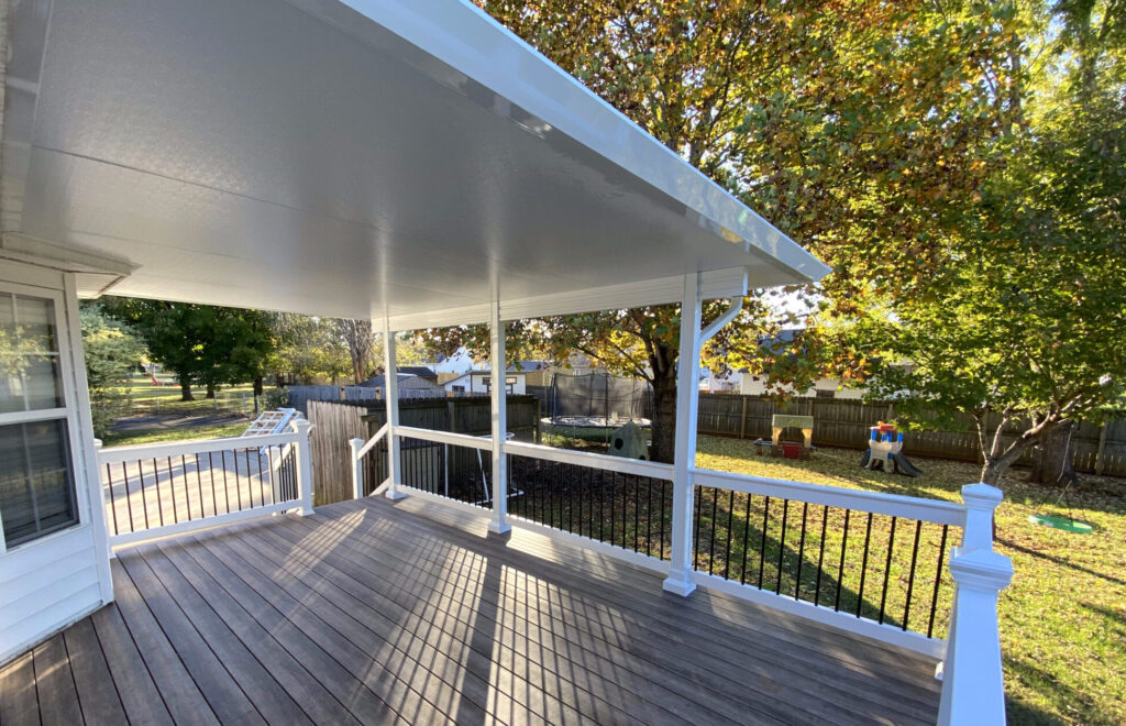 Moderno Patio Cover over Deck